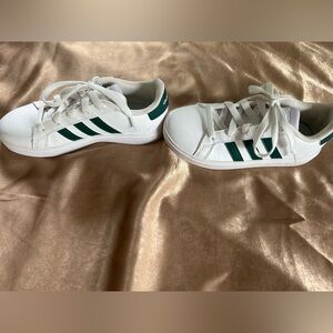Adidas Grand Court 2.0 K IG4830 Kids Size 13